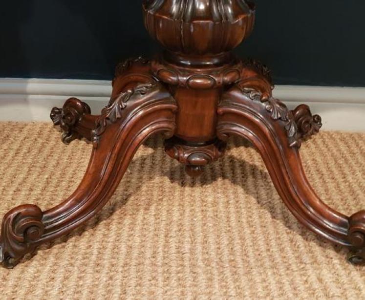 Superior Quality Victorian Burr Walnut Fold Over Gaming Table - Image 4