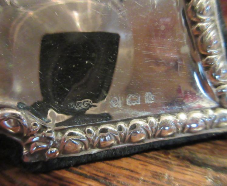 Edwardian Period Silver Classical Style Photo Frame - Image 4