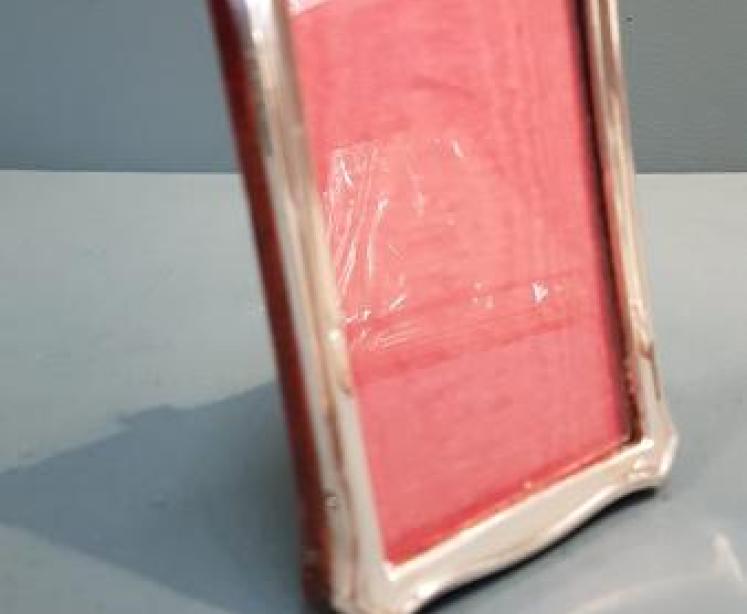 George V Silver Photo Frame - Image 2