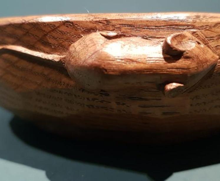 Superb 1950's 6" Mouseman Nut Bowl - Image 4