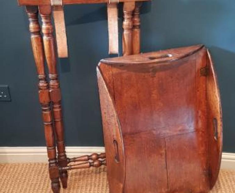 Victorian Country House Oak Drop Side Butlers Tray and Stand - Image 5