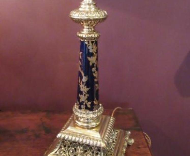 Mid Victorian Cast Brass & Porcelain Table Lamp - Image 1