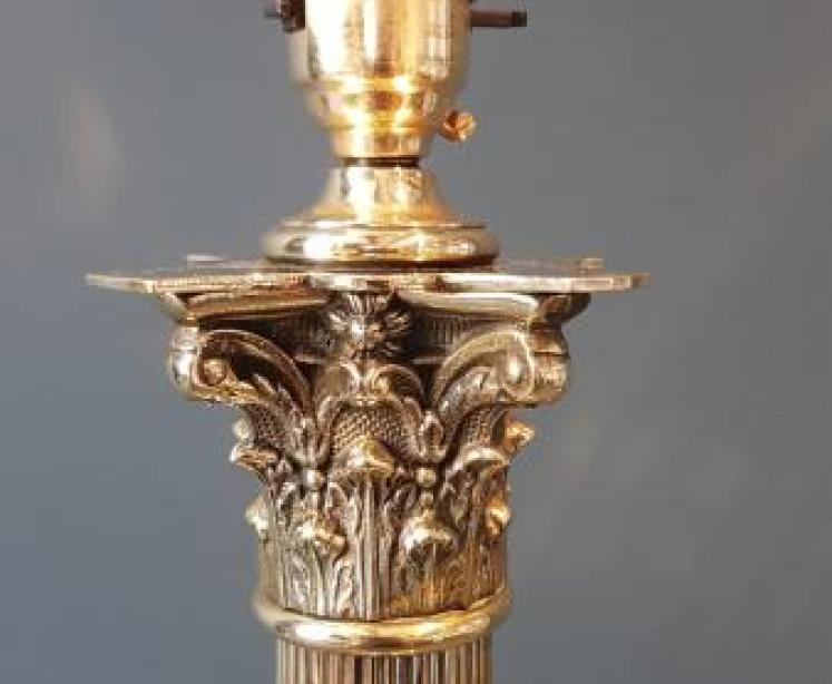 Edward Brass Corinthian Column Table Lamp  - Image 3