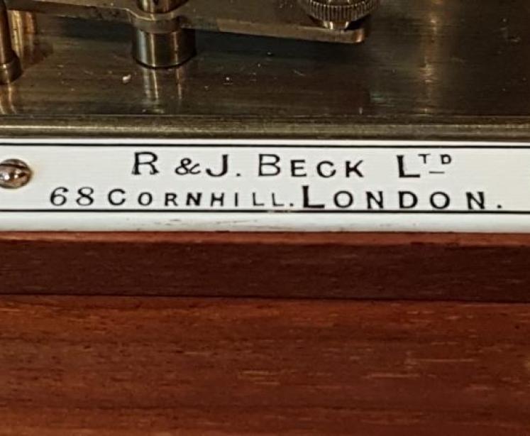 Superior Quality Victorian Walnut Barograph by Beck - Image 6