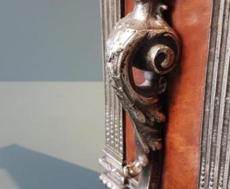 Matching Pair of Silver Plate and Leather Book Ends - Image 4