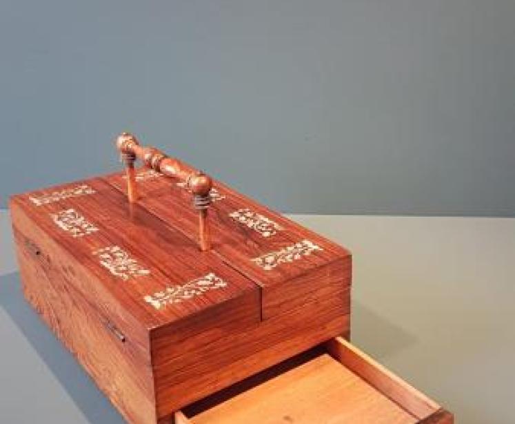 Early Victorian Rosewood Pen and Ink Box - Image 7