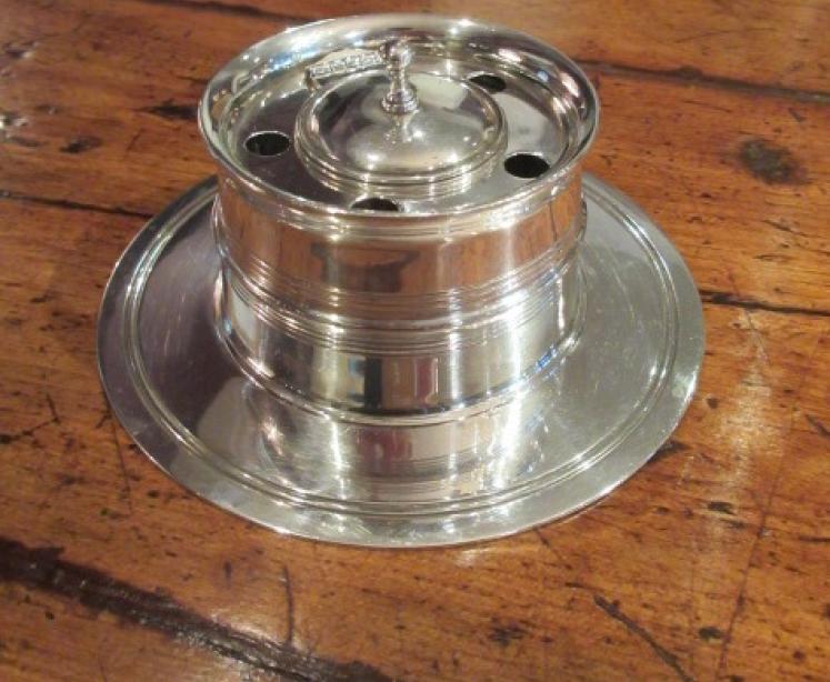 Top Quality Edwardian Period Silver Ship's Inkwell - Image 1