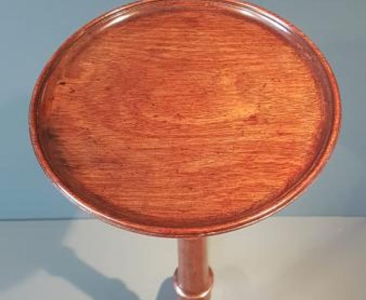 Fine Quality George II Mahogany Candle Table - Image 3