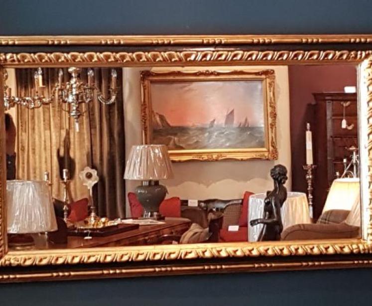 Large Victorian Gilt Mirror - Image 1