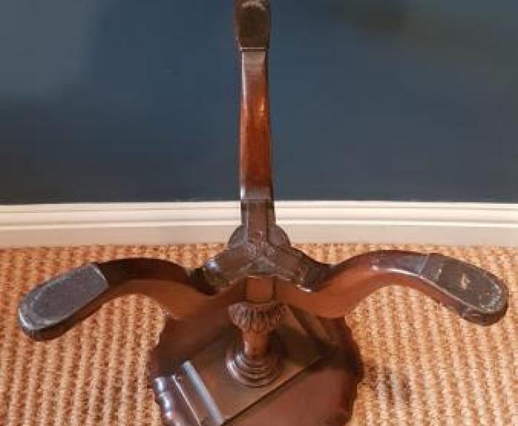 Quality Victorian Walnut Wine Table - Image 6