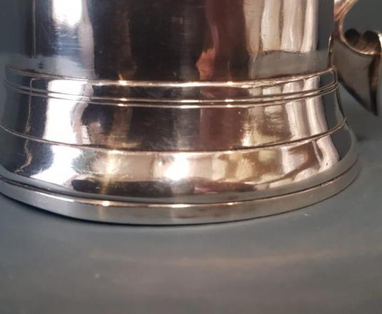 Fine Quality George III Silver Pint Tankard - Image 6
