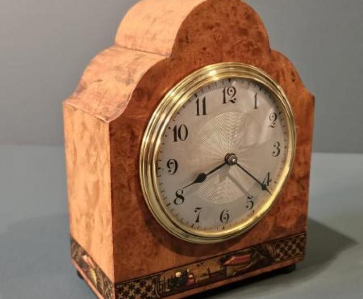 Edwardian Walnut and Chinoiserie Mantel Clock - Image 7