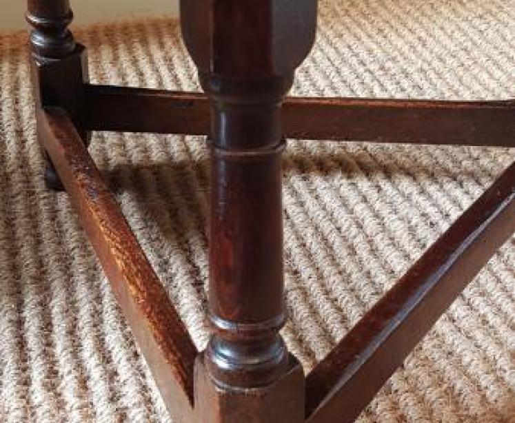 Rare Period Oak and Elm Drop Leaf Cricket Table - Image 4