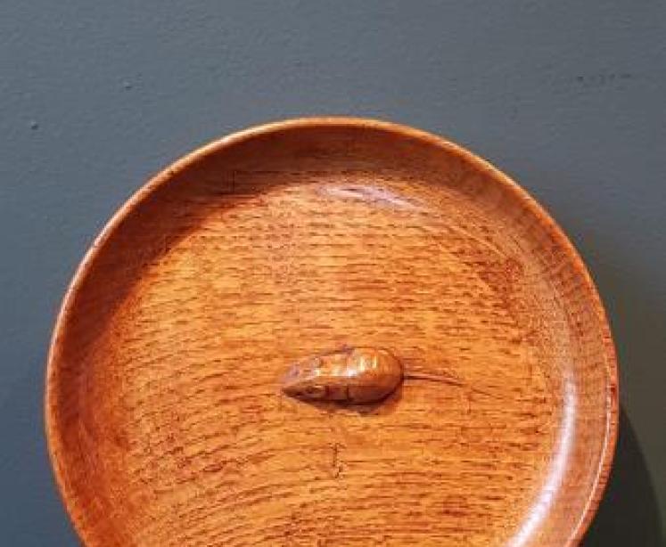 Early Mouseman Coin Tray - Image 4