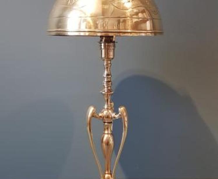 Superb Arts and Crafts Lamp and Shade - Image 2