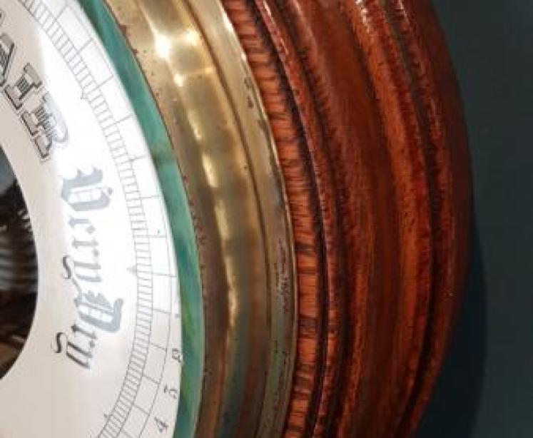 Victorian Solid Oak Cased Banjo Barometer  - Image 3