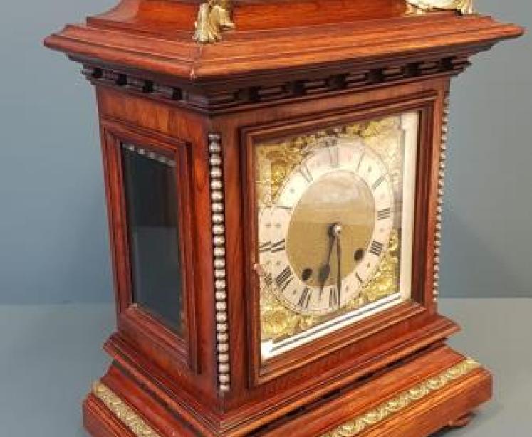 Victorian Walnut Ting-Tang Bracket Clock - Image 4