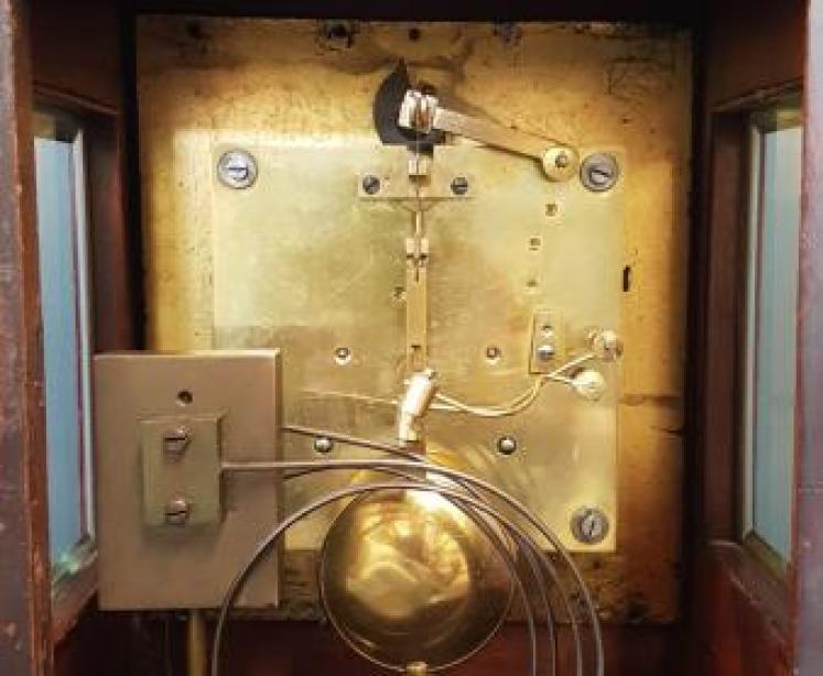 Victorian Walnut Ting-Tang Bracket Clock - Image 6