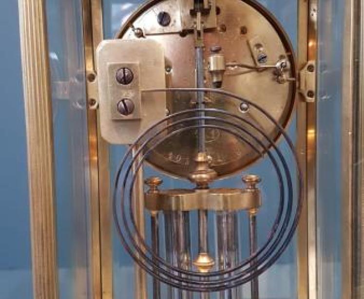 Victorian Four Glass Clock - Image 3