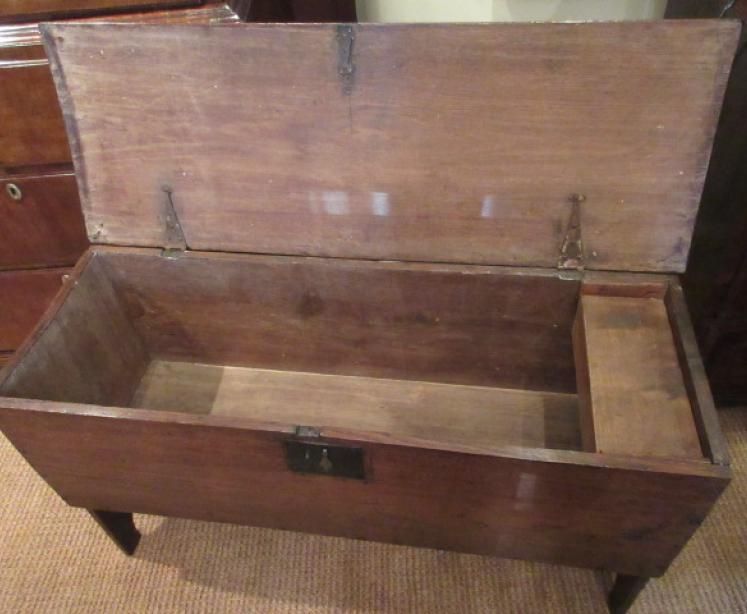 George II Period Elm Sword Box - Image 2