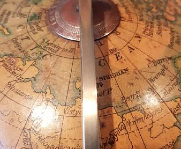 Immaculate 1930's Geographia 10" Globe - Image 4