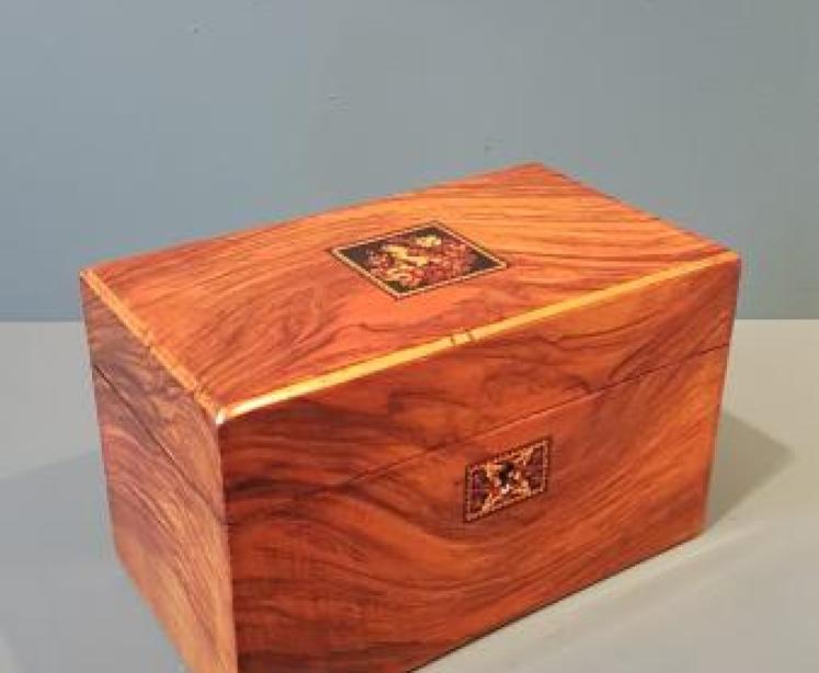 Victorian Walnut Tunbridge Ware Inlaid Tea Caddy - Image 1