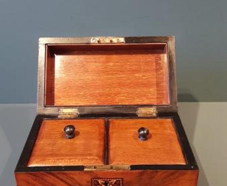 Victorian Walnut Tunbridge Ware Inlaid Tea Caddy - Image 2