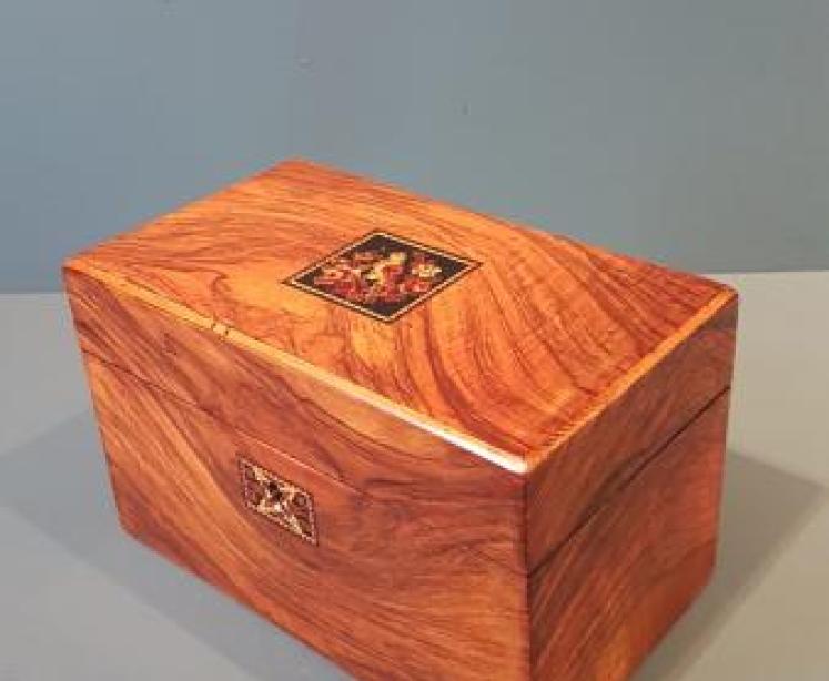Victorian Walnut Tunbridge Ware Inlaid Tea Caddy - Image 4
