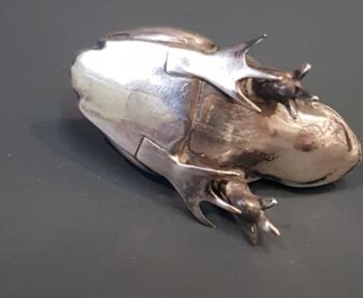 Silver Frog Pin Cushion - Image 7