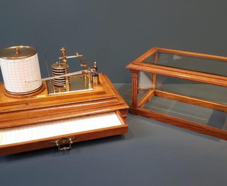 Top Quality Short and Mason Barograph  - Image 5