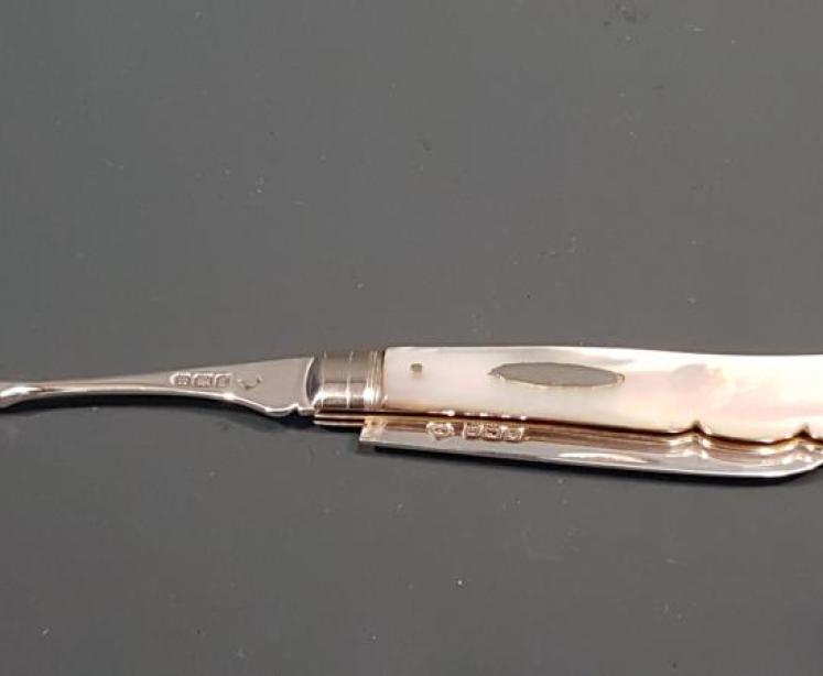 Victorian Silver Fruit Knife With Pip Remover - Image 7