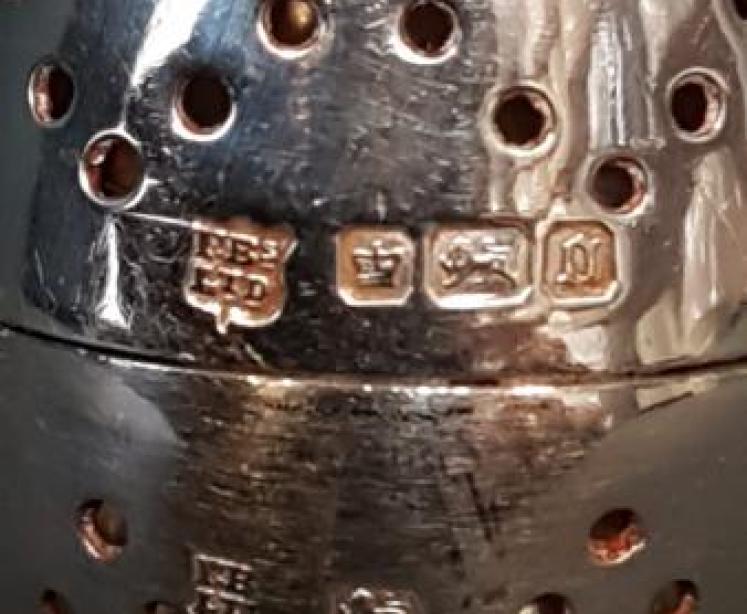 Edwardian Cast Silver Tea Infuser - Image 2