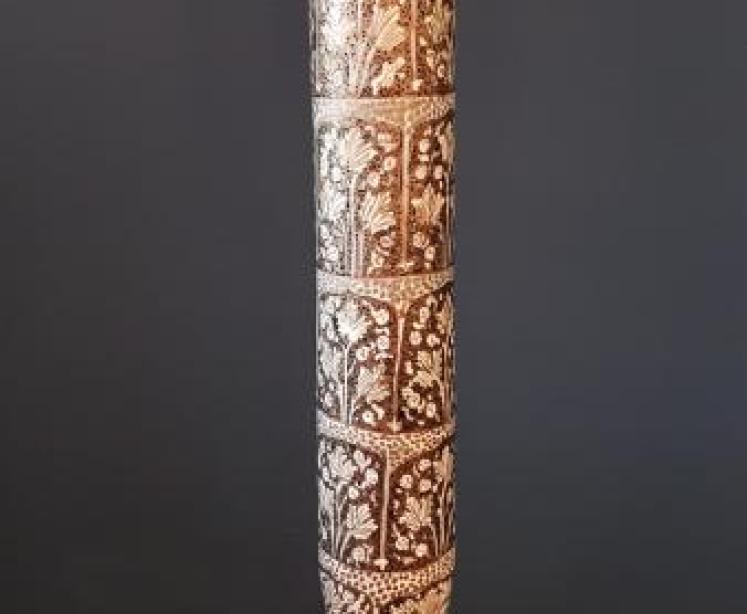 Superb Hand Painted Kashmiri Lamp Standard - Image 7