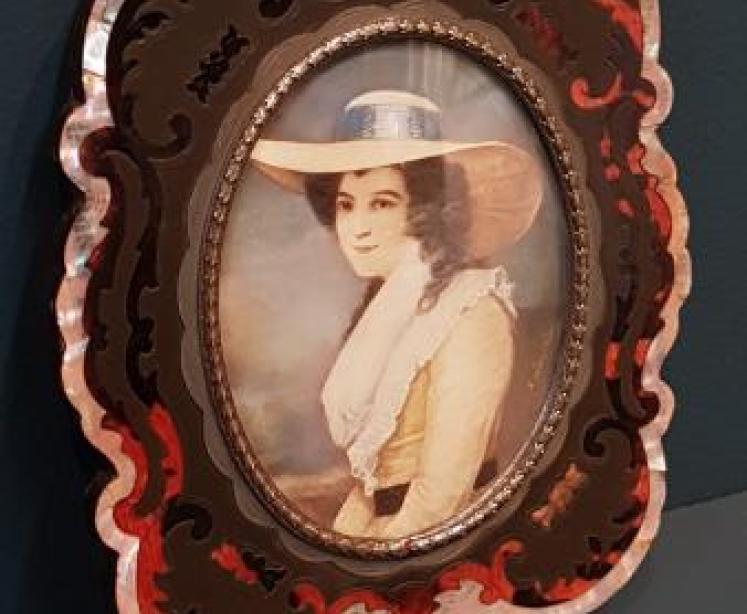 Superb Victorian Miniature Portrait - Image 2