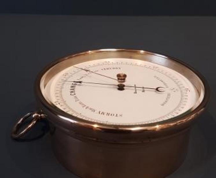 Victorian Brass Cased Marine Barometer - Image 4