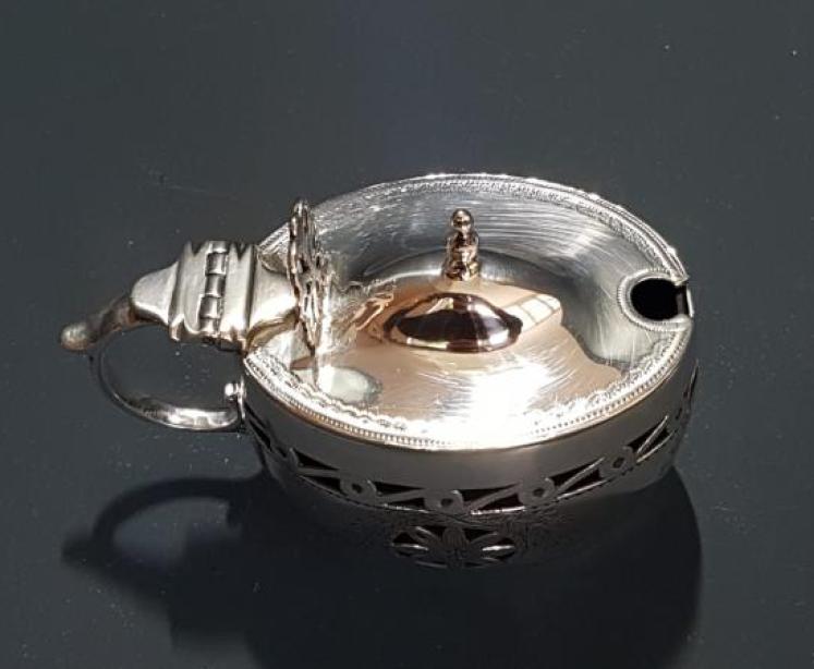 Fine Quality Victorian Chester Silver Mustard Pot - Image 6