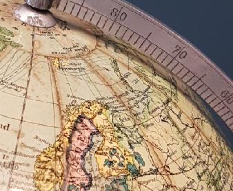 1930's 14" Papier Mache Globe - Image 3