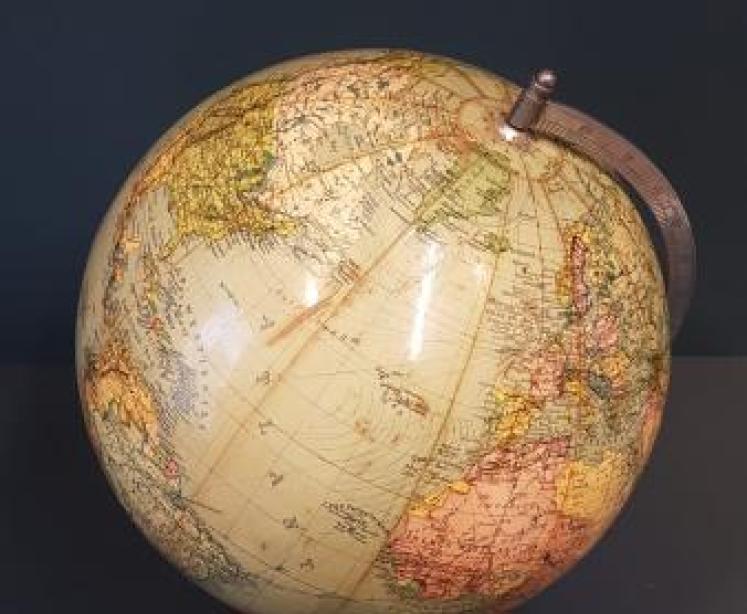 1930's 14" Papier Mache Globe - Image 7