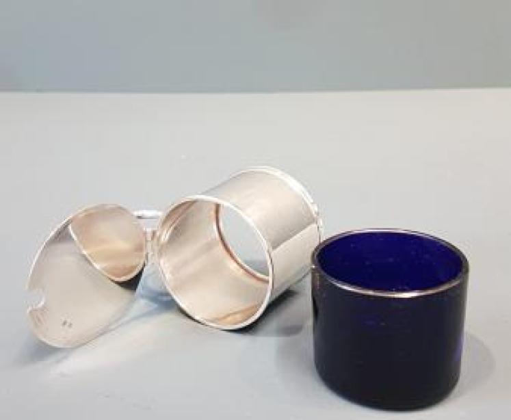 Mid Victorian Silver Mustard Pot by George Unite - Image 5