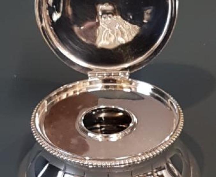 Outstanding Quality Victorian Cast Silver Capstans Ink Well - Image 1