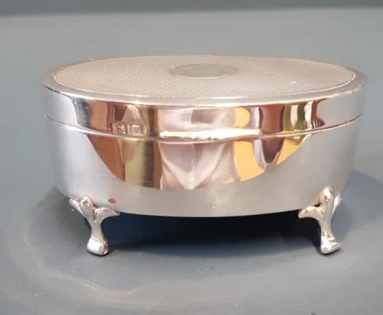 Engine Turned Silver Ring Box - Image 2