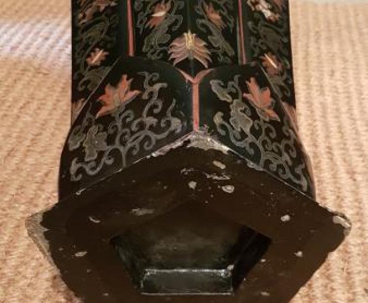 Large Pair of Victorian Papier Mache Vases - Image 2