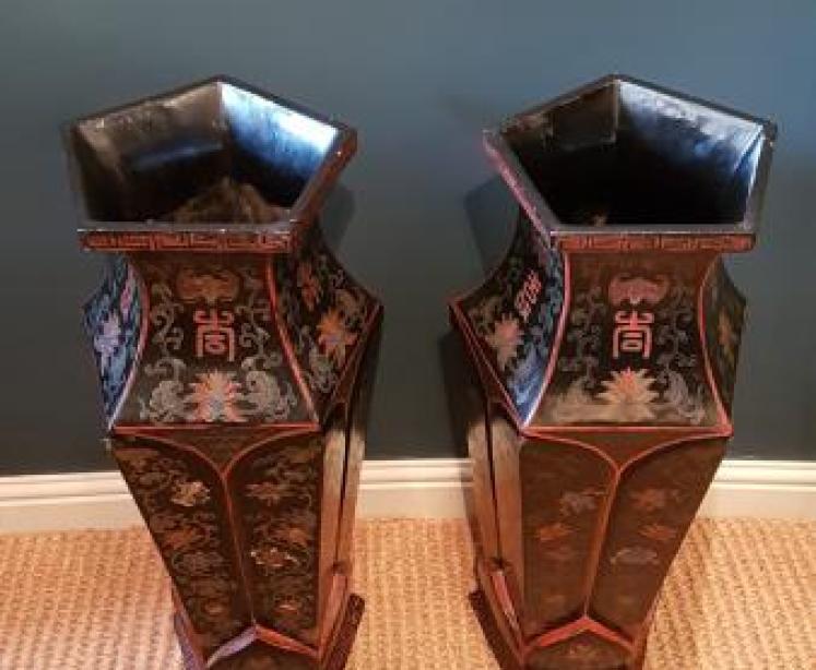 Large Pair of Victorian Papier Mache Vases - Image 7
