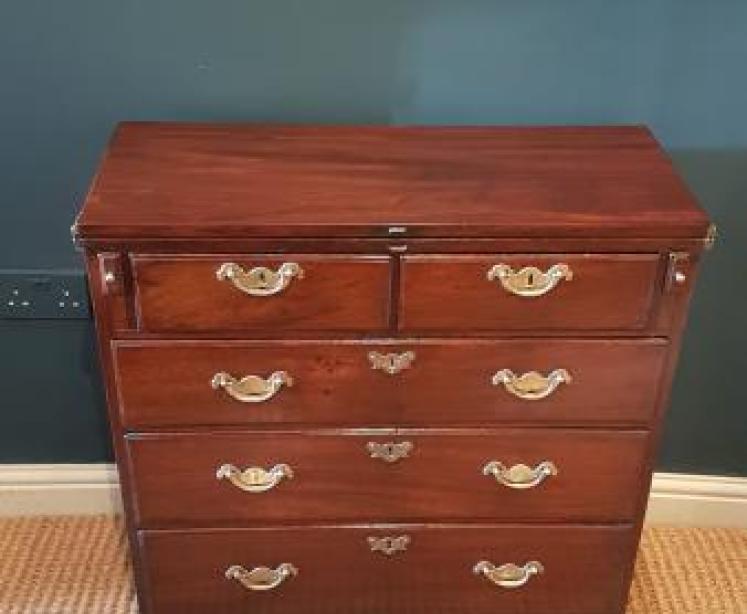 Small George II Red Walnut Bachelors Chest - Image 3