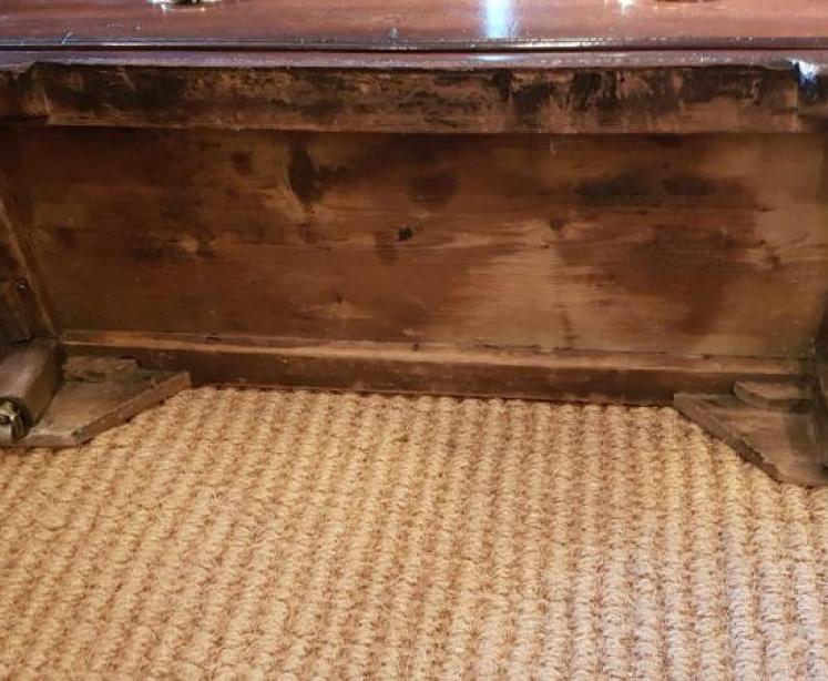 Small George II Red Walnut Bachelors Chest - Image 6