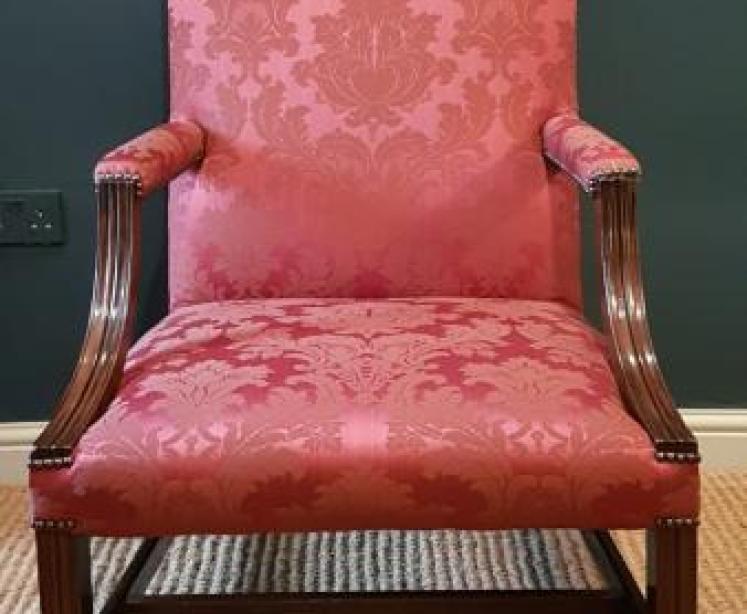 George III Mahogany Gainsborough Chair  - Image 2