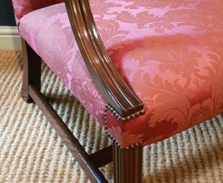 George III Mahogany Gainsborough Chair  - Image 3