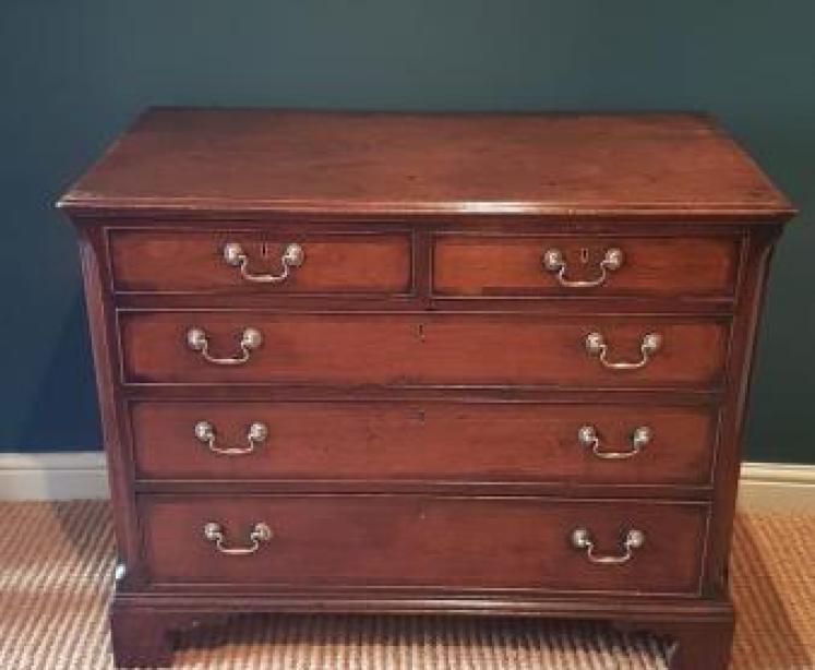 George III Solid Walnut Chest of Drawers - Image 3