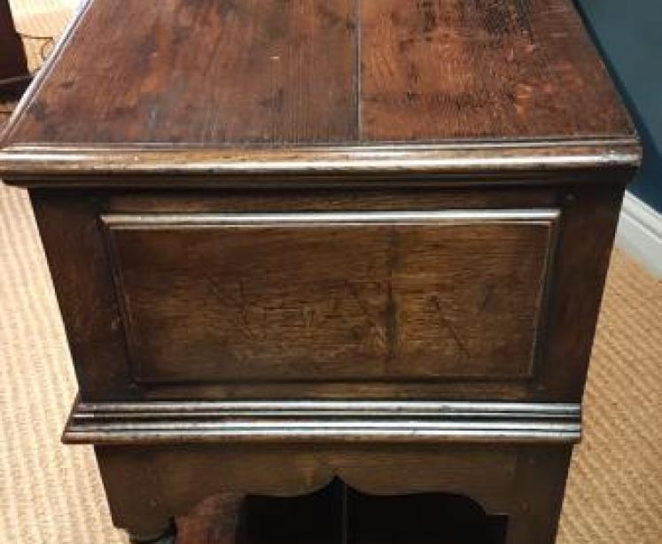 George III Oak Montgomeryshire Dresser - Image 3