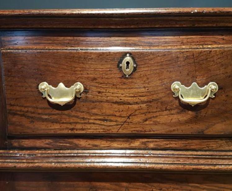 George III Oak Montgomeryshire Dresser - Image 5